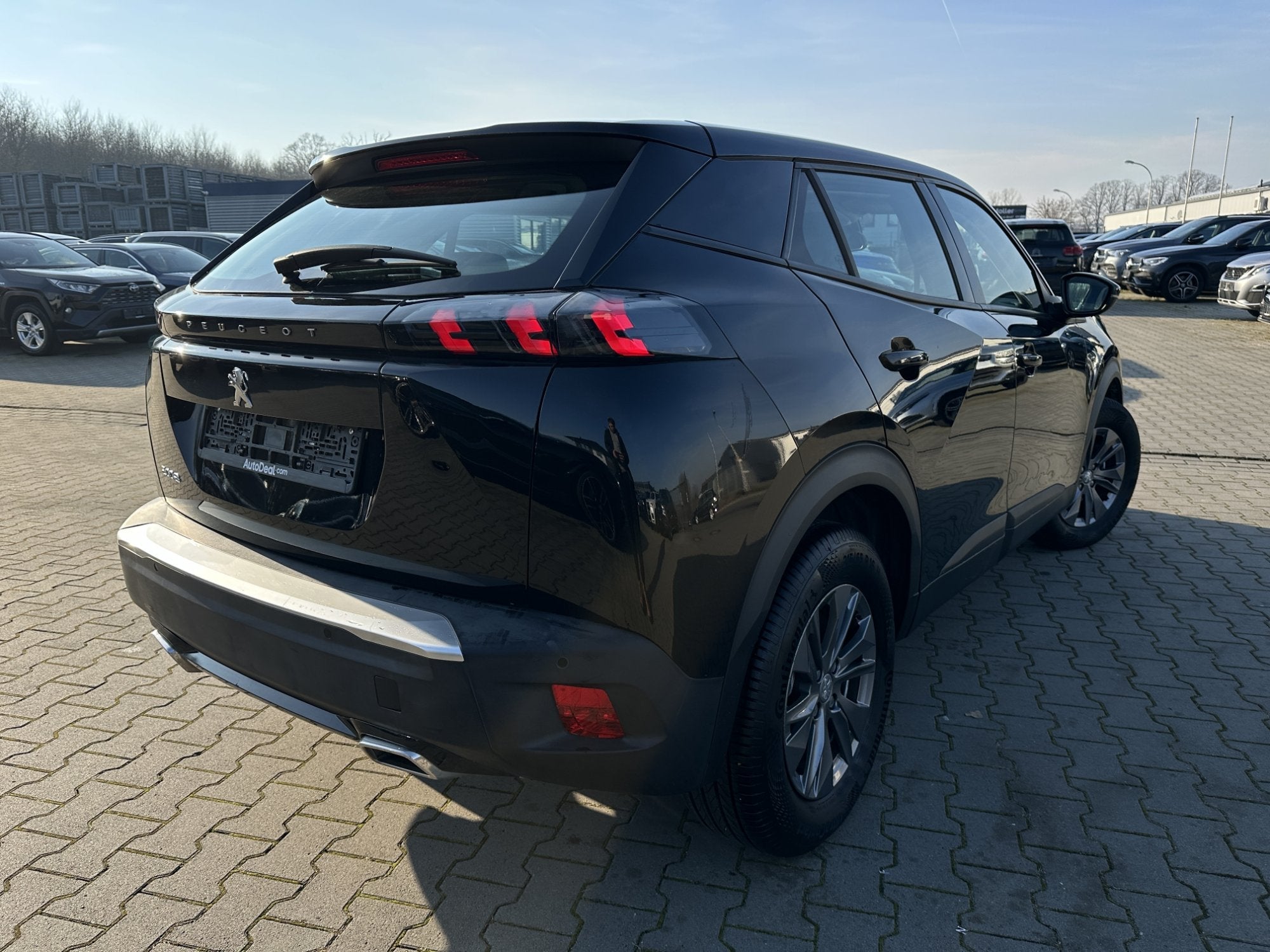 Peugeot 2008 1.2 Active Business