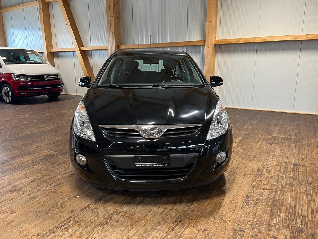 HYUNDAI i20 1.4 Estilo