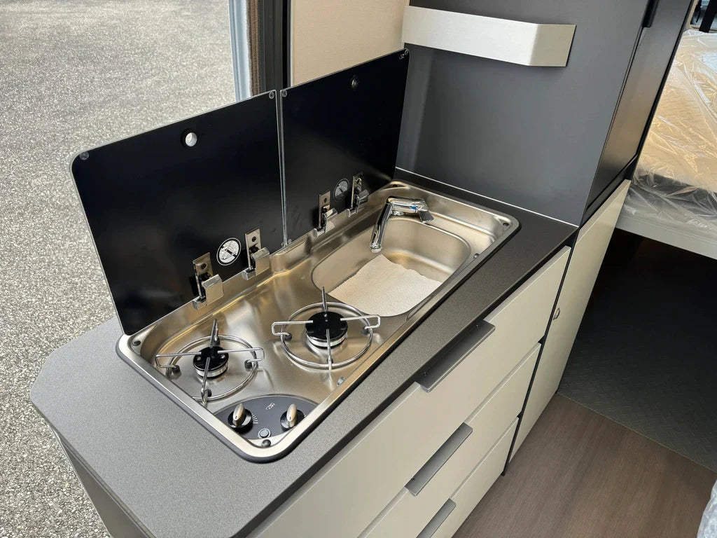 ADRIA 180PS Fiat Ducato 9 com ACC Abstandstempomat TopAusstattung 640 SGX