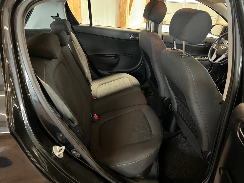 HYUNDAI i20 1.4 Estilo