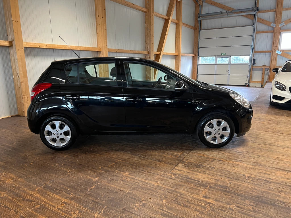 HYUNDAI i20 1.4 Estilo