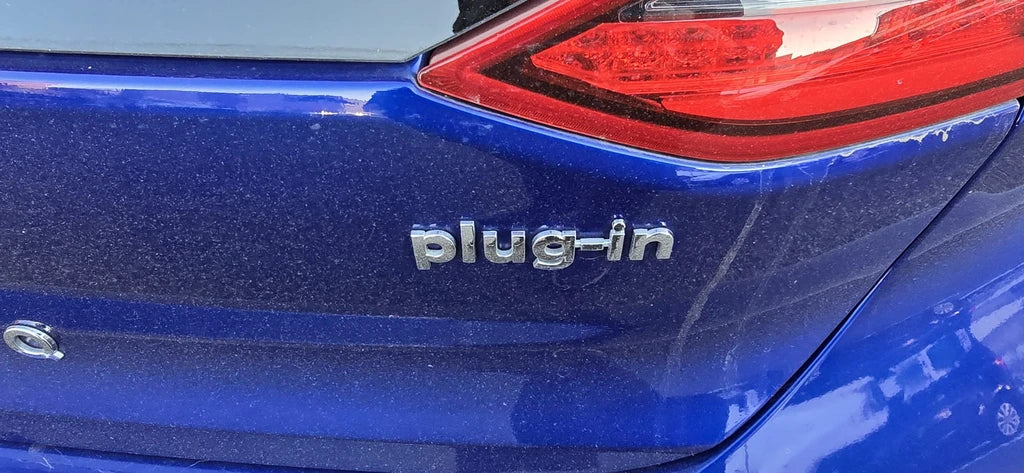 HYUNDAI Ioniq 1.6 GDi Plug in Híbrido Vertex DCT Navi / Leder / cuir