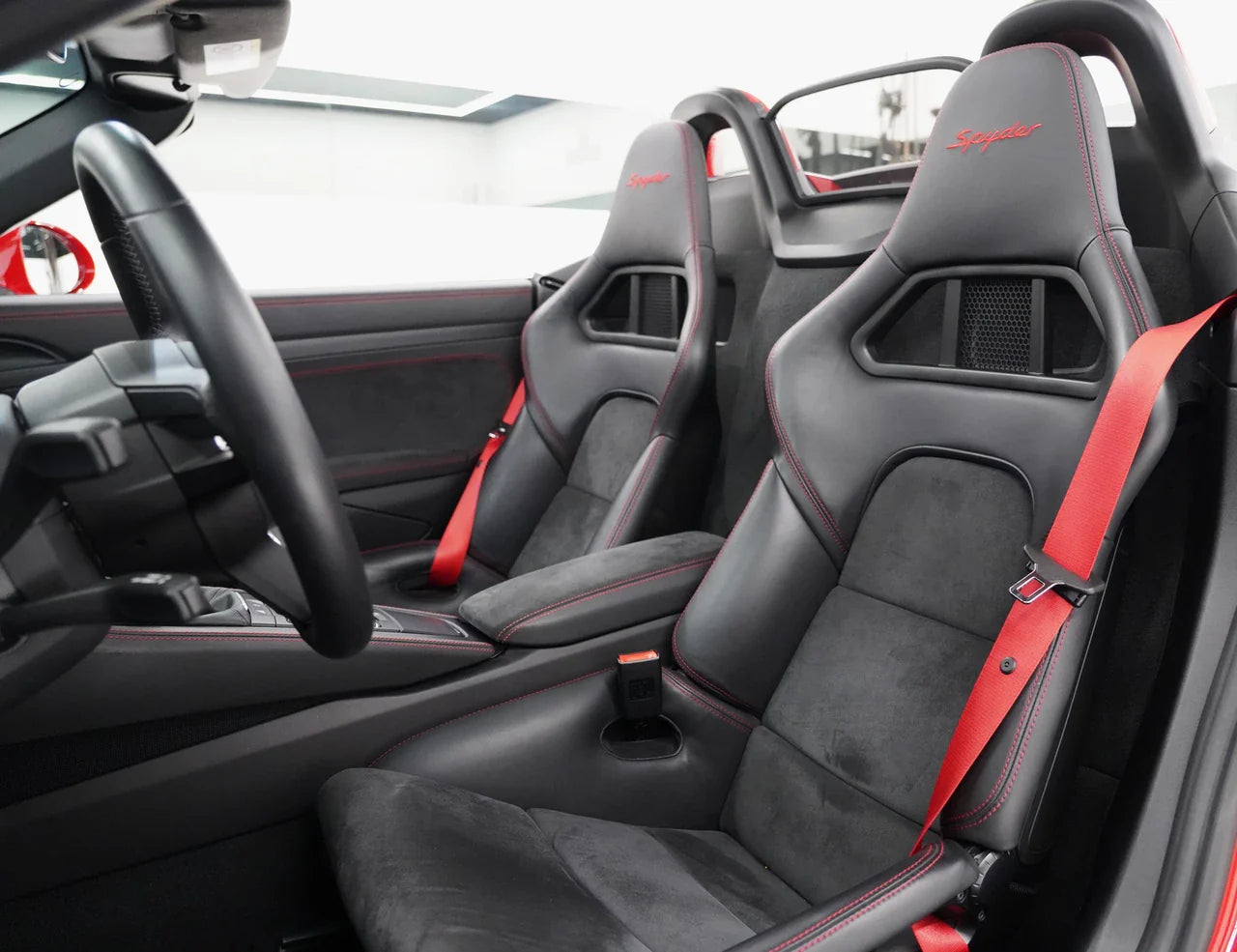 PORSCHE 718 Boxster Spyder