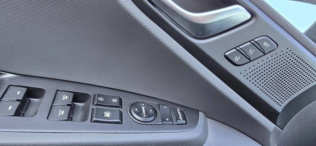 HYUNDAI Ioniq 1.6 GDi Plug in Híbrido Vertex DCT Navi / Leder / cuir