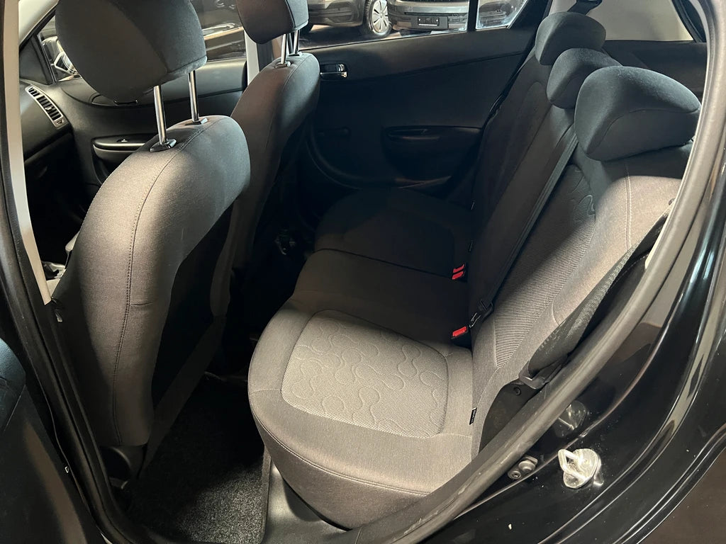 HYUNDAI i20 1.4 Estilo