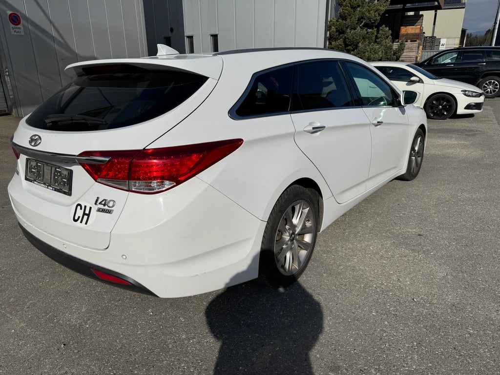 HYUNDAI i40 Wagon 1.7 CRDI Premium Automático