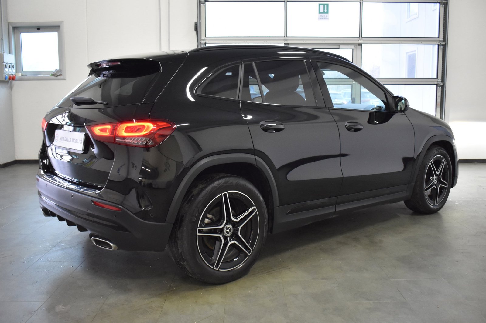 Mercedes-Benz GLA 180d Premium