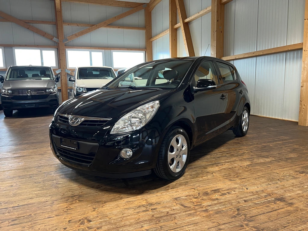 HYUNDAI i20 1.4 Estilo