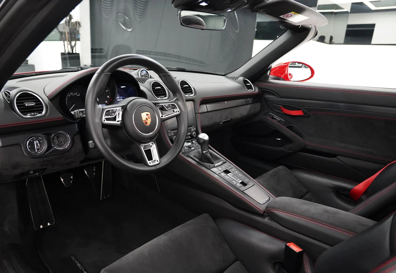 PORSCHE 718 Boxster Spyder