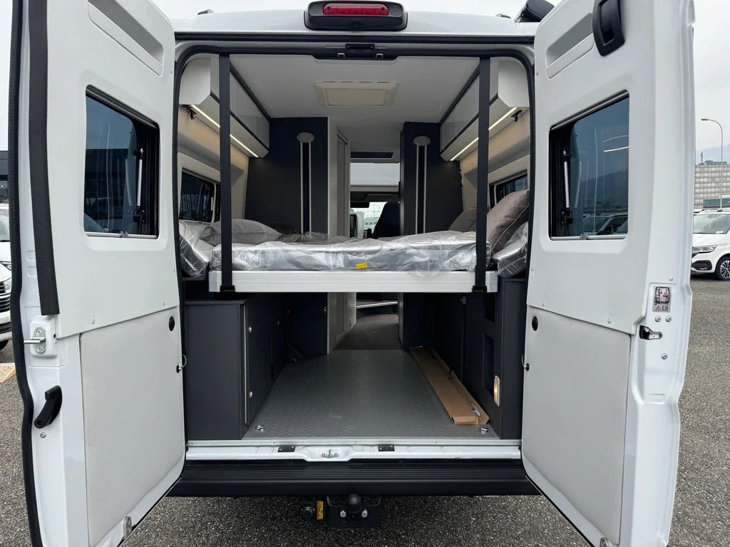 ADRIA 180PS Fiat Ducato 9 com ACC Abstandstempomat TopAusstattung 640 SGX