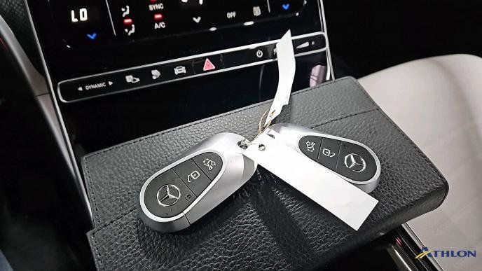 Mercedes-Benz C 300e AMG Line