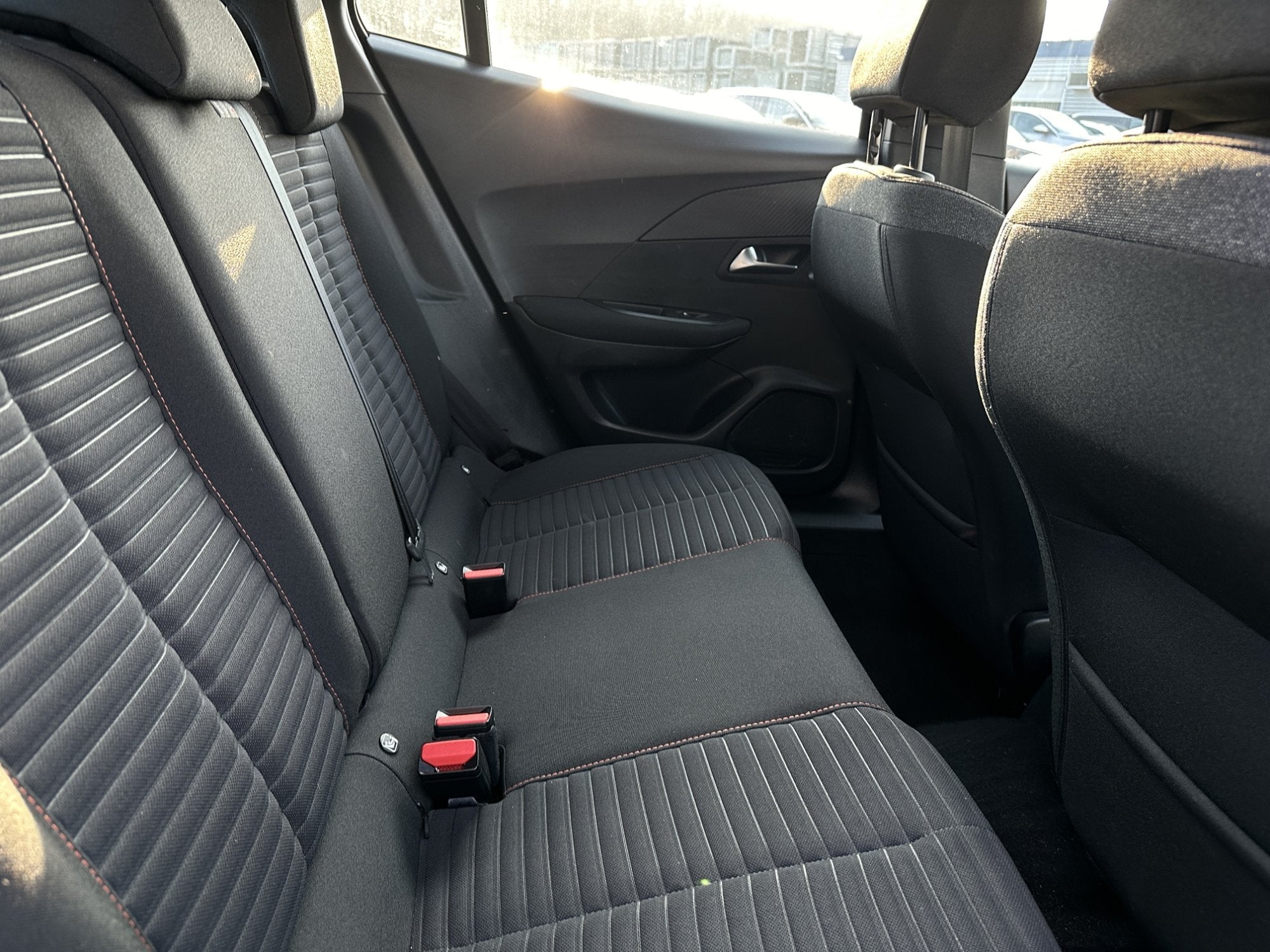 Peugeot 2008 1.2 Active Business