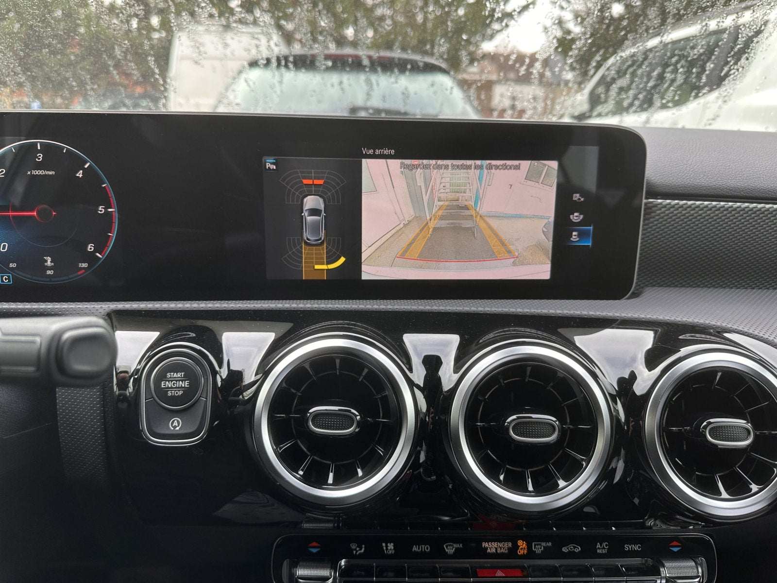 Mercedes-Benz A 180d Edição de Lançamento