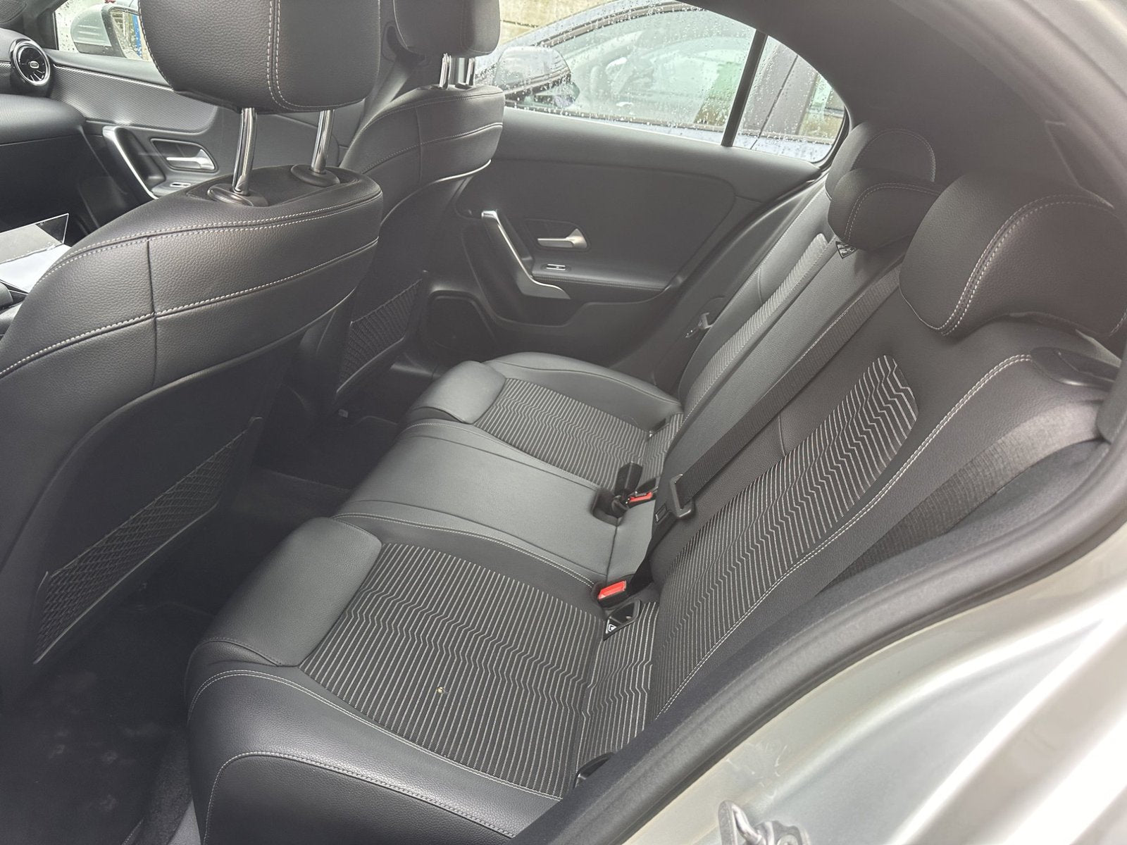 Mercedes-Benz A 180d Edição de Lançamento