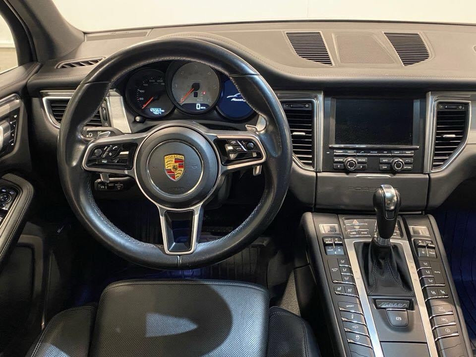 Porsche Macan S