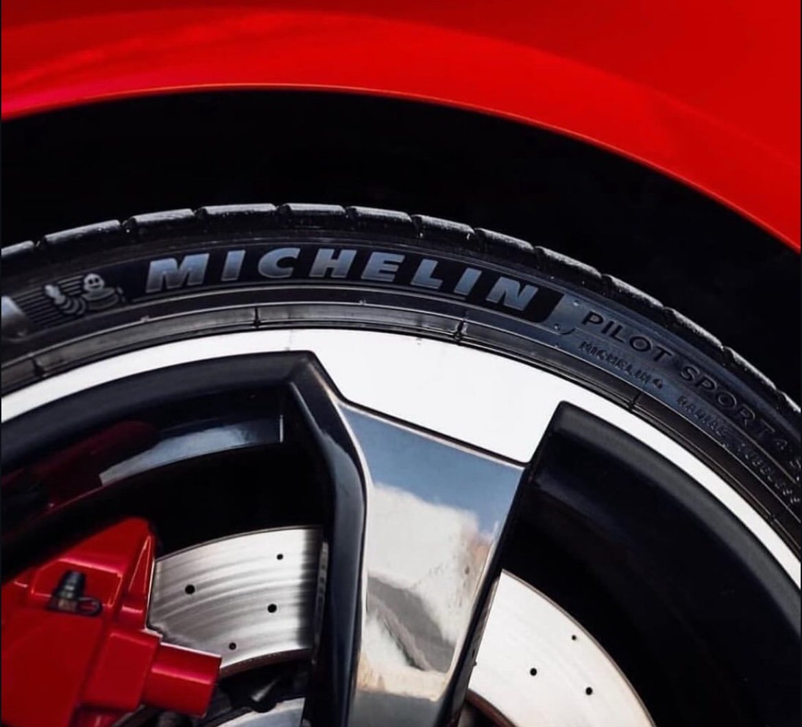 AUDI - RS3 2.5 TFSI 5cil Sportback Quattro